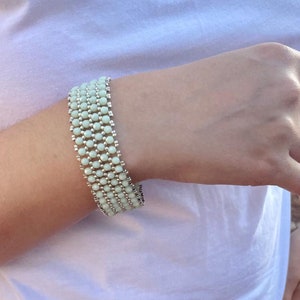 Beaded &quot;Rain&quot; Bracelet Tutorial