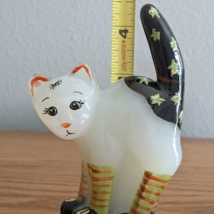 Fenton Scaredy Cat