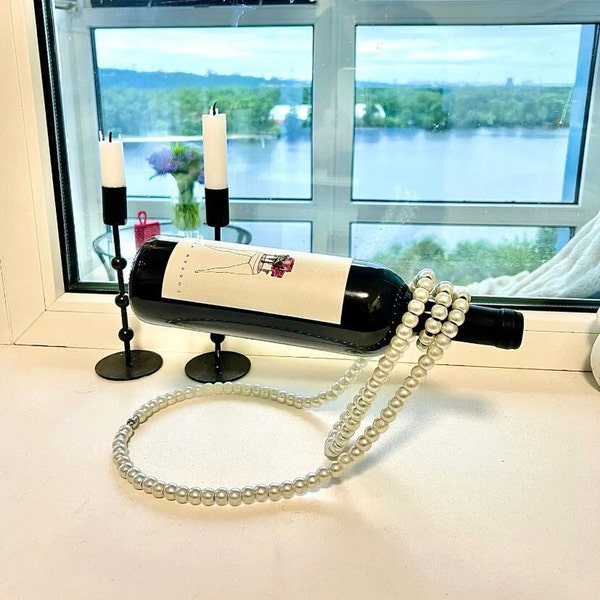 Pearl Necklace Wine Holder - Hanging Suspension