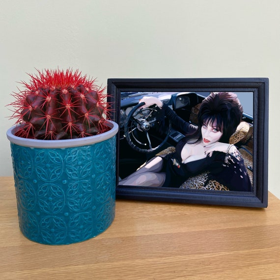 Elvira Mistress of the Dark Print Elvira Spooky - Etsy UK