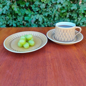 Quistgaard RELIEF- Trio-set Cup with Saucer and Cakeplate - Stamped &quot;NISSEN&quot; Denmark - Jens H Quistgaard 1970es