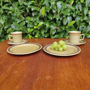 Stavangerflint FINSE Set of 2 Trio-set (cup, saucer, plate). Design Kaare Berven Fjeldsaa (Norway) 1960es