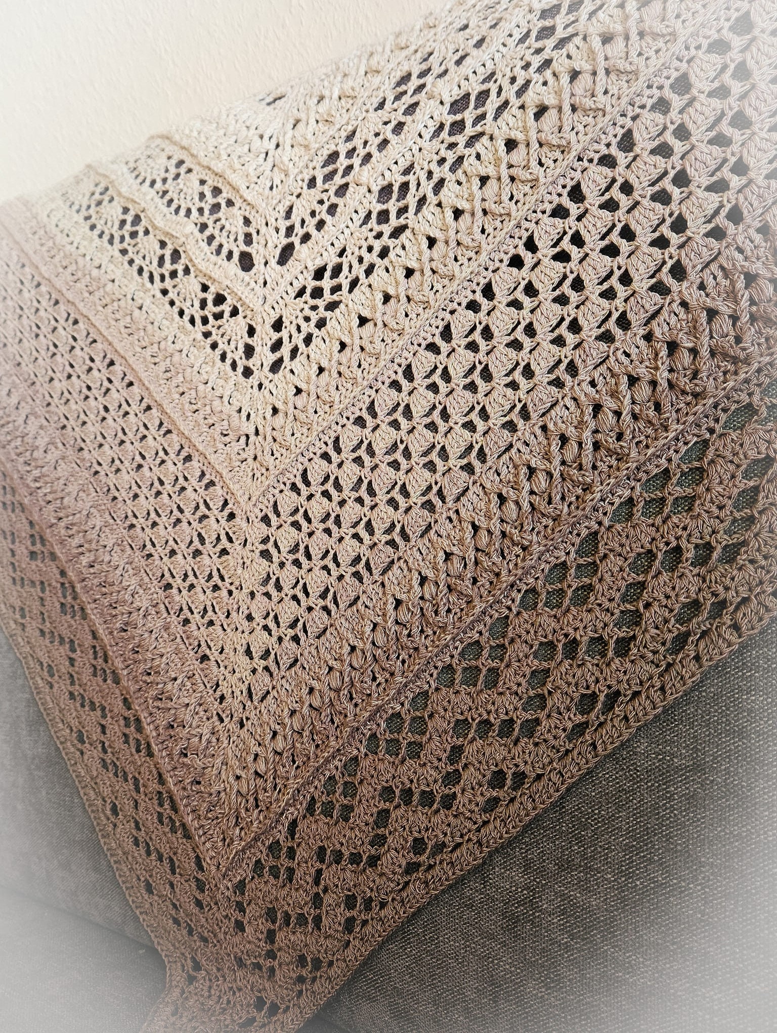 Crochet Pattern Triangular Scarf 