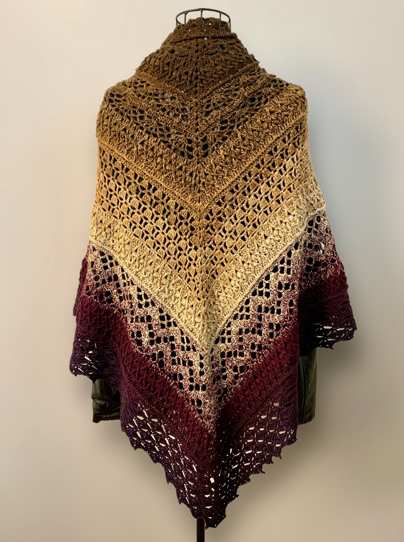 Crochet Pattern Triangular Scarf 