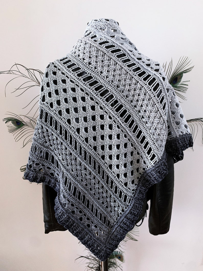 Crochet Pattern Triangular Scarf Endeis image 3