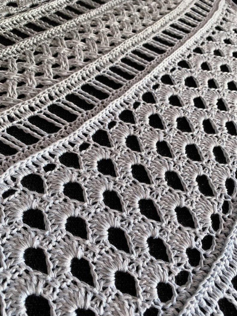 Crochet Pattern Triangular Scarf Endeis image 6