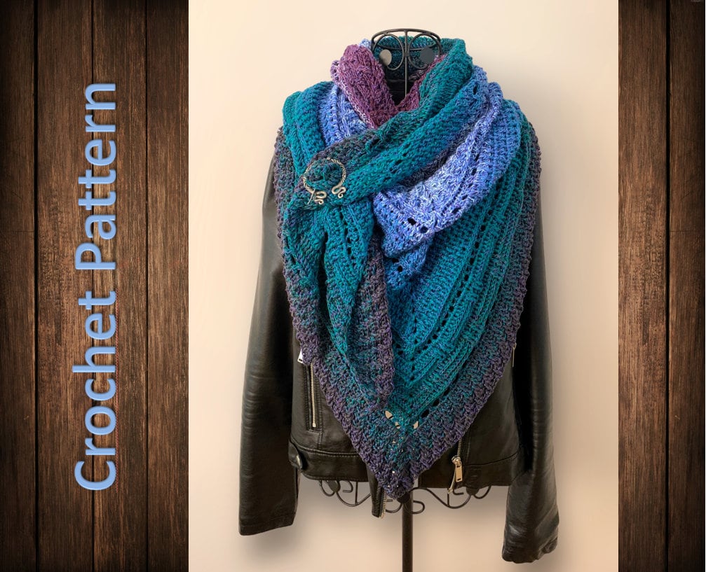 Crochet Pattern Triangular Scarf "Nyx" - Individual Scarf with your Name