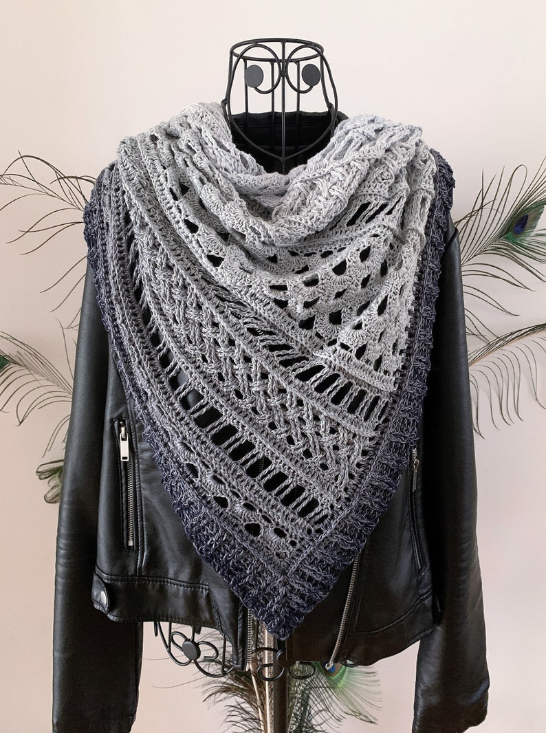 Crochet Pattern Triangular Scarf Endeis image 7