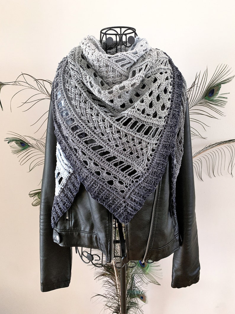 Crochet Pattern Triangular Scarf Endeis image 9