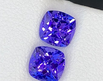 Naturlig tanzanit i par: 2,40 ct, fyrkantig kuddslipning