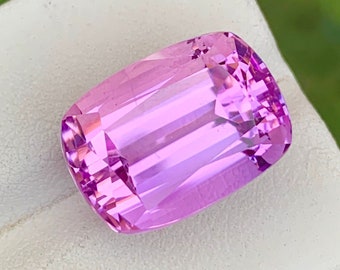 Bubbles Pink Color Natural Kunzite Loose Gemstone,Cushion Cut Shape Kunzite , Fine Cut For Jewelry , Kunzite October Birthstone 20.90 Carats