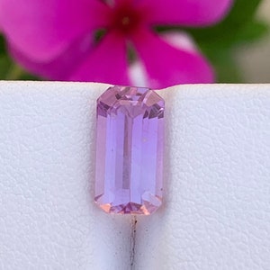 Natural Lilac Pink Kunzite Gemstone: Emerald Cut, 4.10 Carats