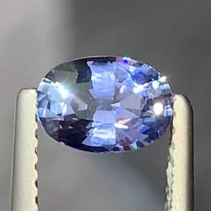 Zafiro azul aciano sin calentar: piedra preciosa de talla cojín de 1,15 quilates
