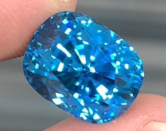Blue Zircon Gemstone: 14.80 Carat Cushion Cut Zircon