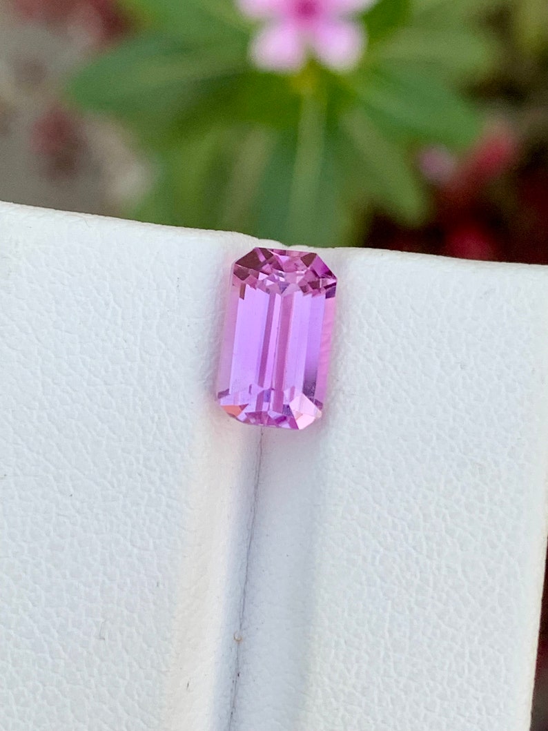 Natural Kunzite lilac / Pink Colour Loose Gemstone , Emerald Shape Kunzite , Kunzite Jewelry , Kunzite Ring October Birthstone 3.30 Carats image 5