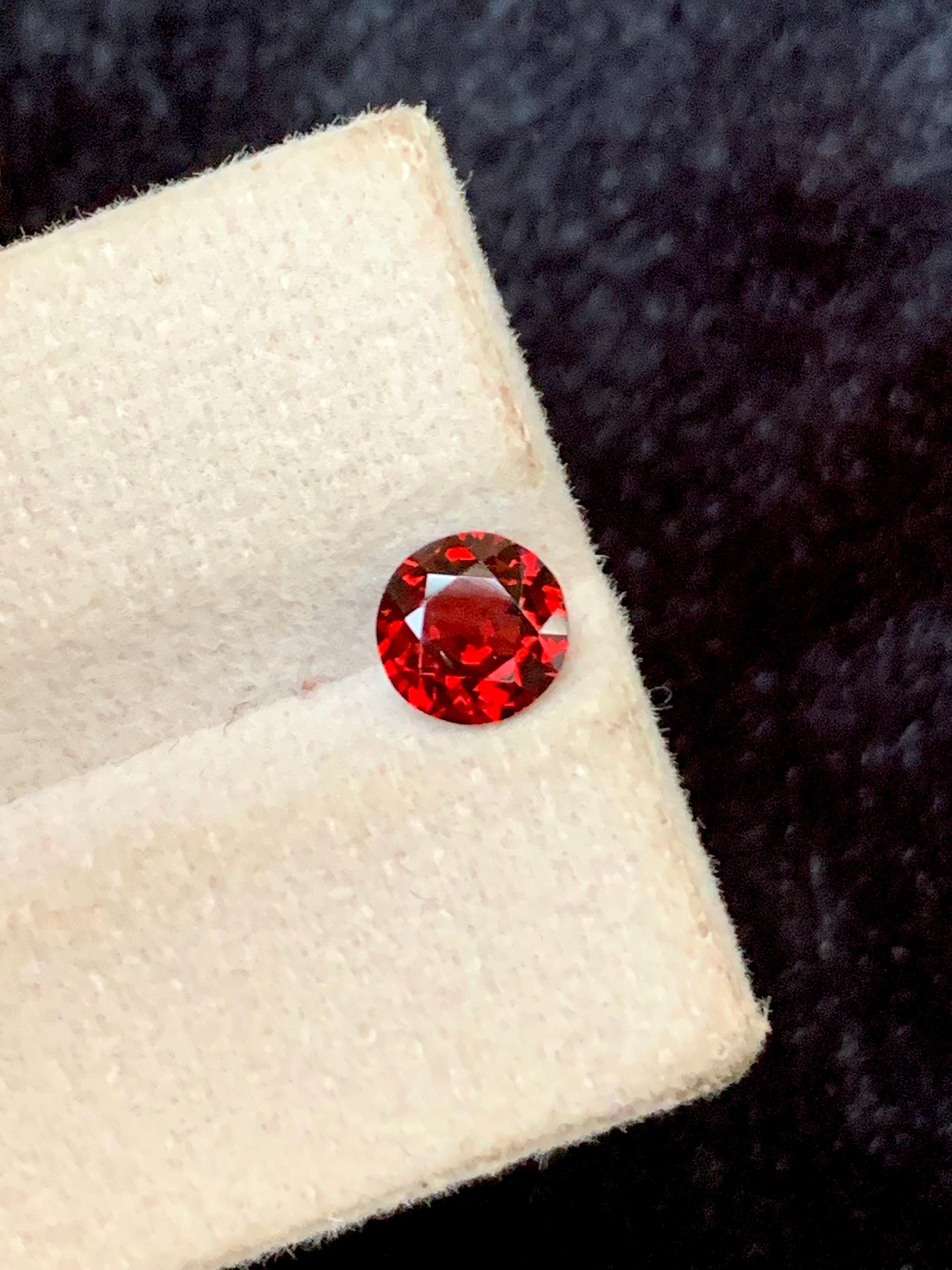 6mm Round Rhodolite Garnet Gemstone: 1.05 Carat, Jewelry Making - Etsy, image size:2250x3000