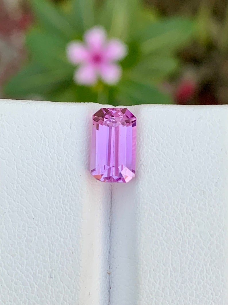 Natural Kunzite lilac / Pink Colour Loose Gemstone , Emerald Shape Kunzite , Kunzite Jewelry , Kunzite Ring October Birthstone 3.30 Carats image 2