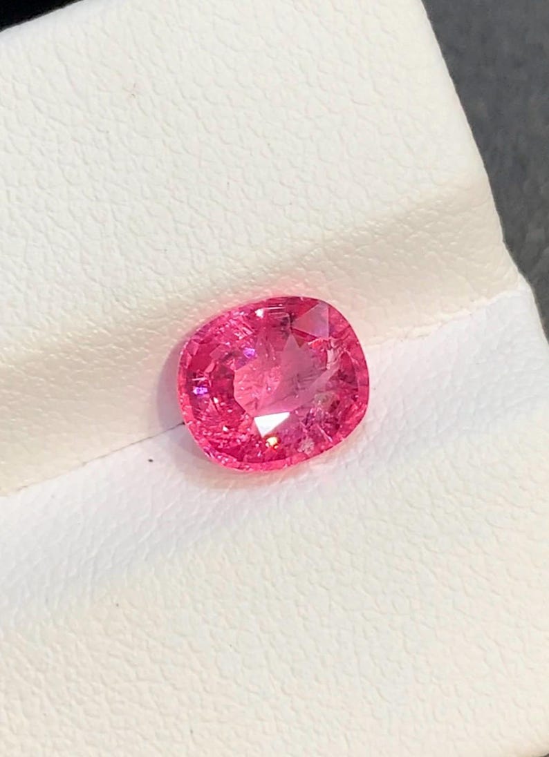 Certified Neon Pink Mahenge Spinel Gemstone: 2.09 CT Cushion Cut image 6