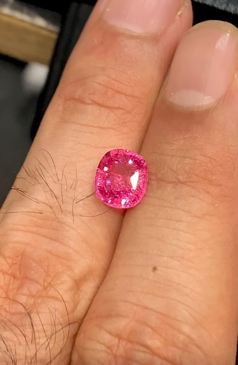 Certified Neon Pink Mahenge Spinel Gemstone: 2.09 CT Cushion Cut image 7