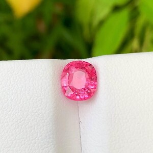 Certified Neon Pink Mahenge Spinel Gemstone: 2.09 CT Cushion Cut image 9