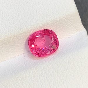Certified Neon Pink Mahenge Spinel Gemstone: 2.09 CT Cushion Cut image 10