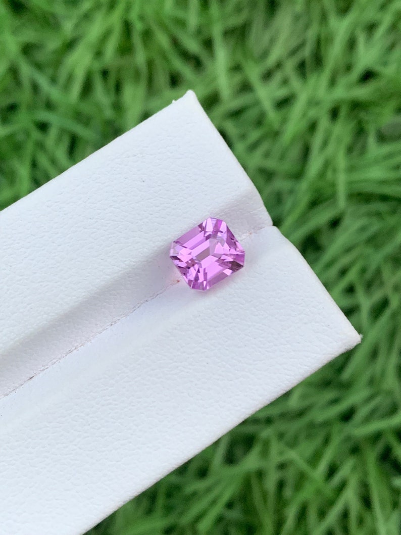 Deep Pink Kunzite Loose Gemstone , Step Cut Kunzite , Fine Cut for