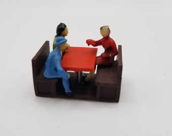 2pk Lg Dining Booth Kit HO Scale 1/87