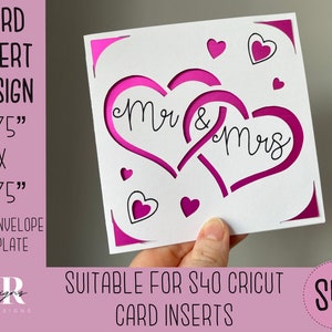 SVG: Cartão de inserção de casamento. Cartão de inserção Cricut S40. Cartão sr. e sra. Cartão de casamento quadrado. Modelo de cartão Save the date e envelope.