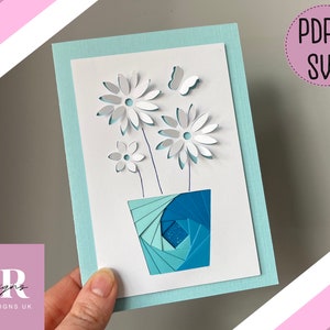 Vaso di fiori 'popup' Iris modello di piegatura PDF e SVG. Modello di piegatura Iris. Design di biglietti di fiori. Taglio a mano PDF. Fiore 3D svg.