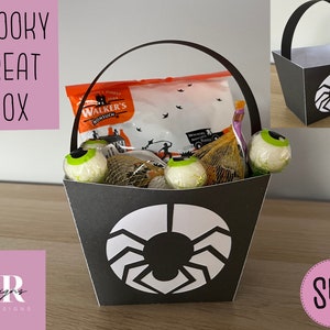 Halloween treat bag template. Candy holder svg. Halloween bag svg. Halloween treat holder. Halloween sweet box svg. Candy bag svg.