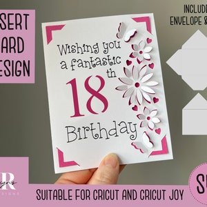 SVG: Carte d’insertion du 18e anniversaire. Cricut amical. Dessinez et découpez la conception de cartes. Modèle d’enveloppe inclus. Carte d’anniversaire Cricut Joy SVG