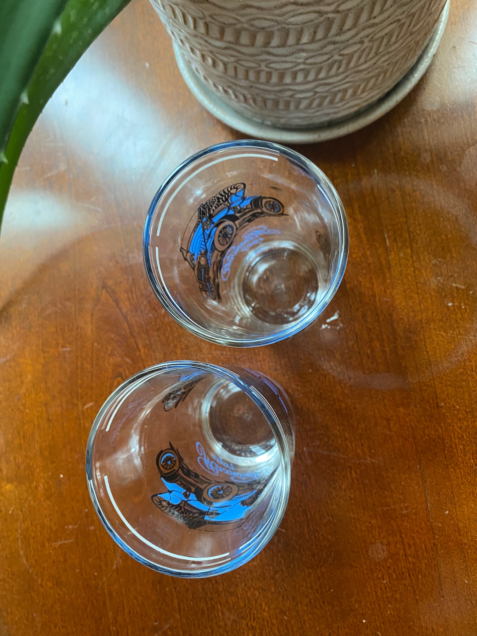 antique auto drinking glasses