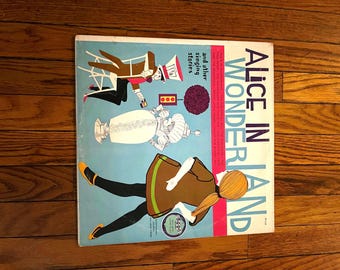 1969 Disney Alice in Wonderland Vinyl Record Booklet Disneyland
