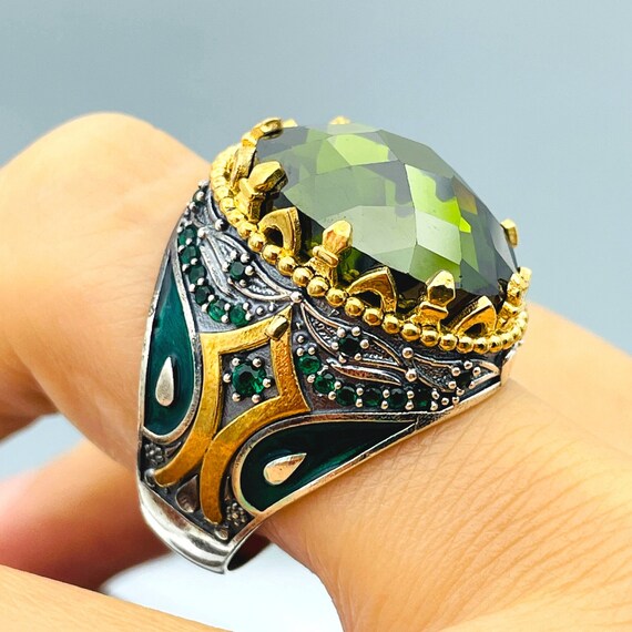 NOVICA Handmade Peridot & Bone Cocktail Ring - 'Quiet Dreams' Sterling Silver Statement Ring