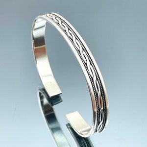Mens Silver Cuff Bracelet, Adjustable Silver Bracelet, Embroidered Bracelet, Gift for him, 925k Sterling Bracelet, Handmade Bangle Bracelet