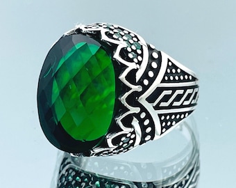 メンズエメラルドリング：ハンドメイド925スターリングシルバー