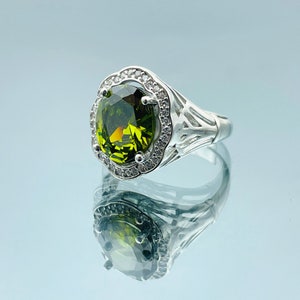 Women Peridot Silver Ring, Handmade Ring, Ladies 925 Sterling Silver Ring, Gift For Her, Gift For Mom, Anniversay Day Gift For Wife Ring