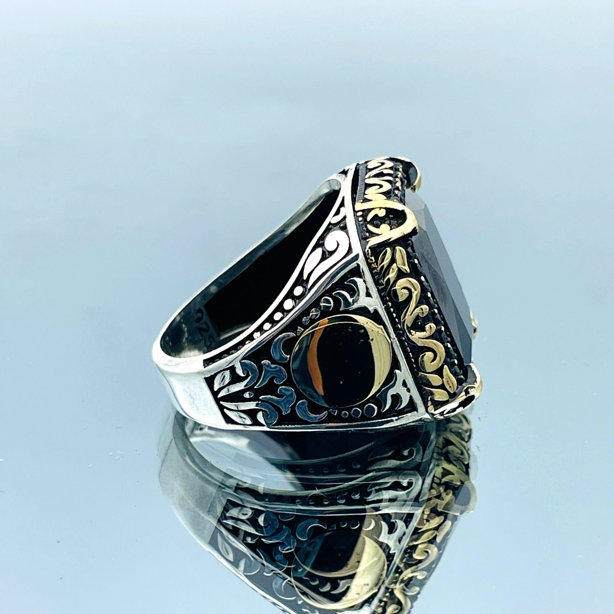 送税込【CRAFTD London】Onyx Squared Stone Signet Ring (2色) Onyx Rings