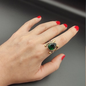Emerald Stone Women 925 Sterling Silver , Handmade Ring, Ladies Ring, Gothic Ring, Vintage Ring, Women Ring, Green Ring, Gift.