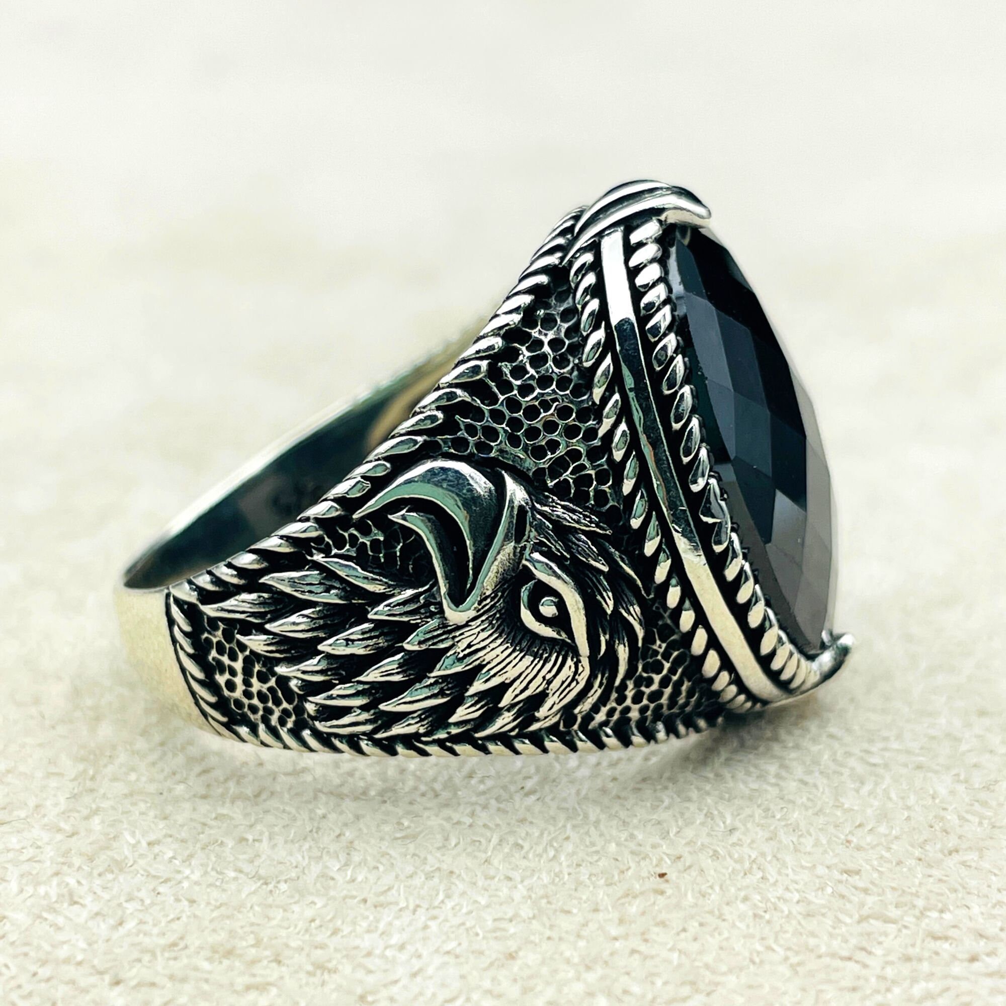 Ein Traumhafter Bikerschmuck Ring Mit Adler Aus Silber