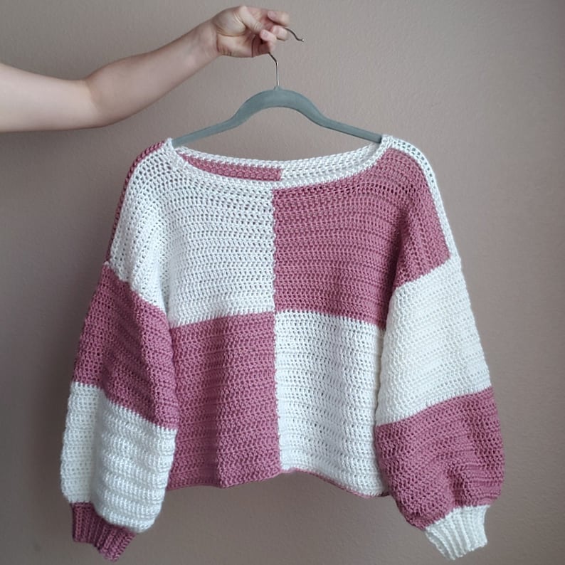 Cropped color block crochet sweater pattern image 3