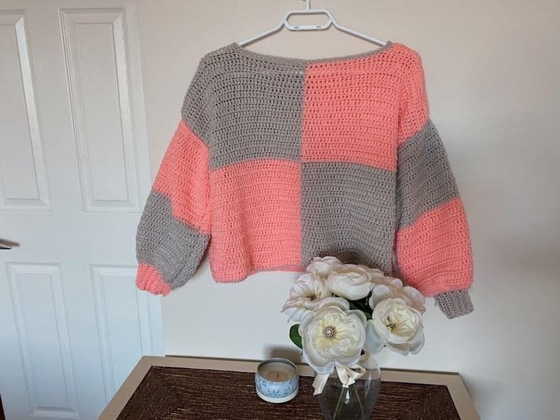 Cropped color block crochet sweater pattern image 7