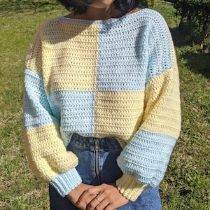 Cropped color block crochet sweater pattern image 1
