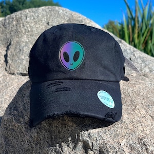 Alien - Dad Hat/Baseball Cap - Reflective Holographic Vinyl - Vintage - Distressed -Unisex - Adjustable - Black - 100% Cotton