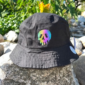 Dripping Skull - Bucket hat - Reflective Holographic Vinyl - Unisex - Black - 100% Cotton