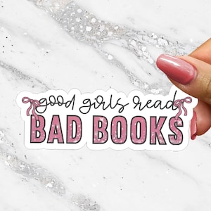 良い女の子は悪い本を読む コケット リボン 愛書家のためのかわいい本っぽいステッカー ステッカー 読書ジャーナル ブックカート ハイドロフラスク リーダーブックトック