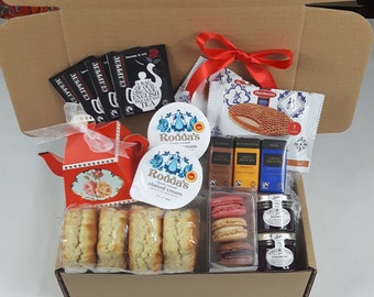 Valentine box Pokemon Card Gold Metal Mewtwo GX Valentines Day - Etsy Israel