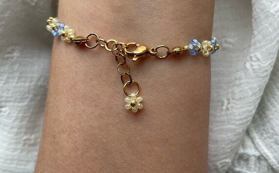 Swarovski daisy bracelet deals