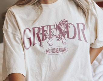 Red House Shirt Comfort Colors Wizard House Shirt Dramione Wizard School Shirt Brave Wizard Weasley Granger Pottery T-Shirt House of Lions