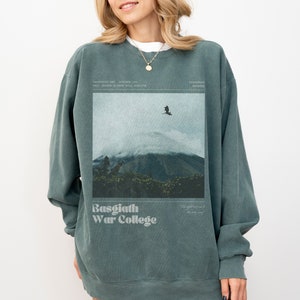 Basgiath War College Comfort Colors Sweatshirt Fourth Wing Shirt Iron Flame Violet Sorrengail Riders Quadrant Xaden Riorson The Empyrean Tee